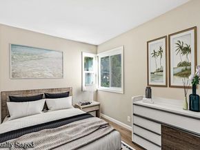 8448 Via Sonoma 100, La Jolla (san Diego) CA 92037