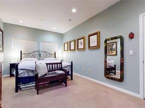 4821 Bakman Avenue 405, North Hollywood (los Angeles) CA 91601