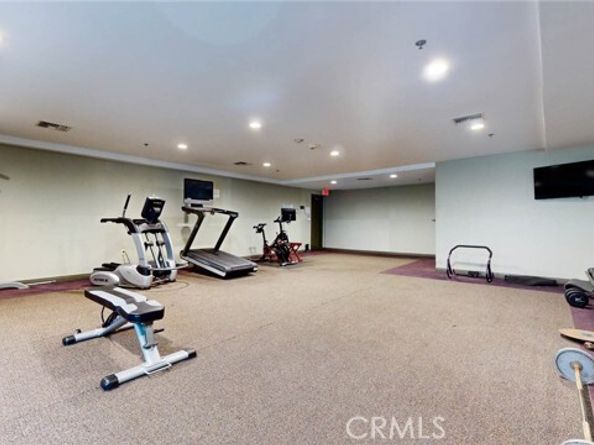 4821 Bakman Avenue 405, North Hollywood (los Angeles) CA 91601