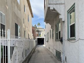 733 N RIDGEWOOD Place, Hollywood (los Angeles) CA 90038