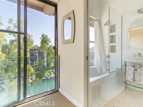 5336 Marina Pacifica, Long Beach CA 90803