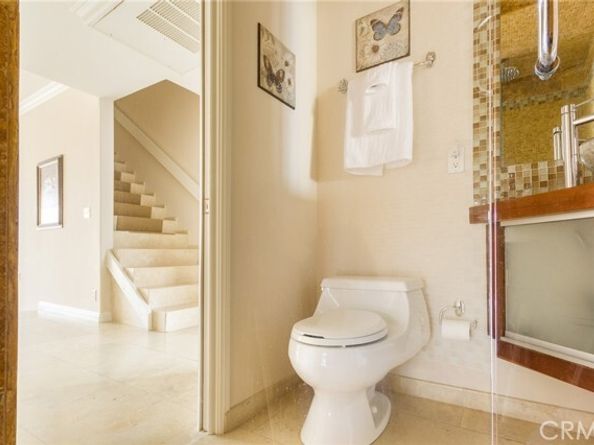 5336 Marina Pacifica, Long Beach CA 90803