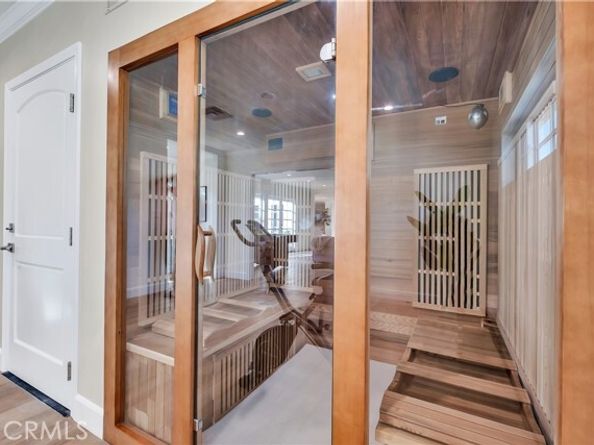 4001 Pine, Long Beach CA 90807