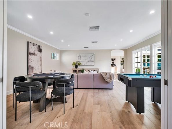 4001 Pine, Long Beach CA 90807