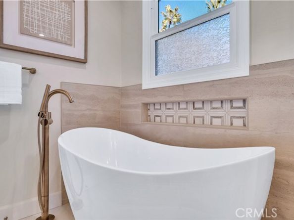 4001 Pine, Long Beach CA 90807