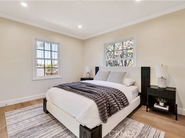 4001 Pine, Long Beach CA 90807