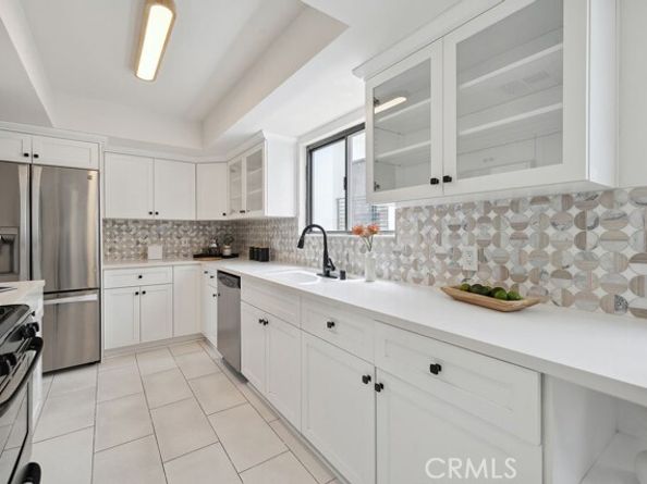 6101 Fulton Avenue 8, Van Nuys (los Angeles) CA 91401