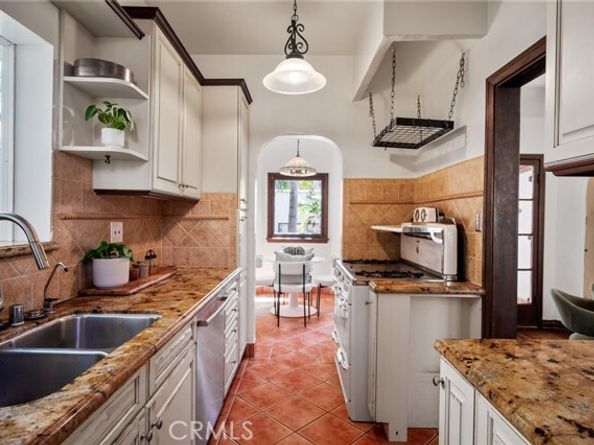 3325 S Pacific Avenue, San Pedro (los Angeles) CA 90731