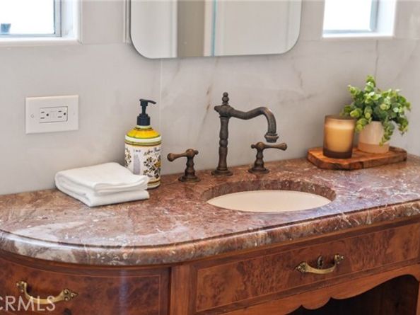 3325 S Pacific Avenue, San Pedro (los Angeles) CA 90731