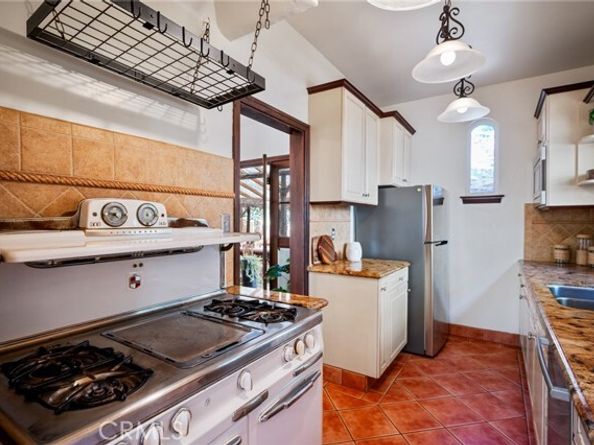 3325 S Pacific Avenue, San Pedro (los Angeles) CA 90731