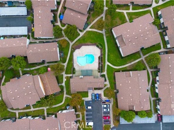 23220 Orange 9, Lake Forest (el Toro) CA 92630