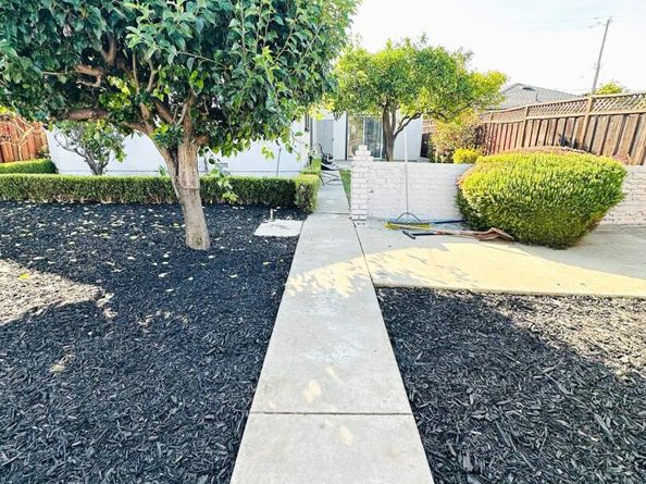 6916 Graham Avenue, Newark CA 94560