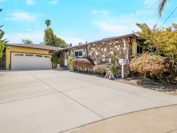 512 Teasdale Pl, Hayward CA 94544