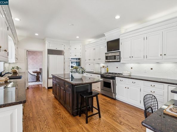 2398 Ironwood Pl, Alamo CA 94507