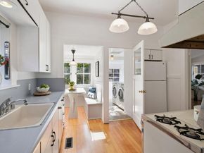 3246 Garfield Ave, Alameda CA 94501