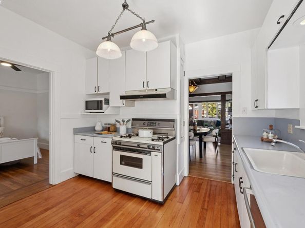 3246 Garfield Ave, Alameda CA 94501