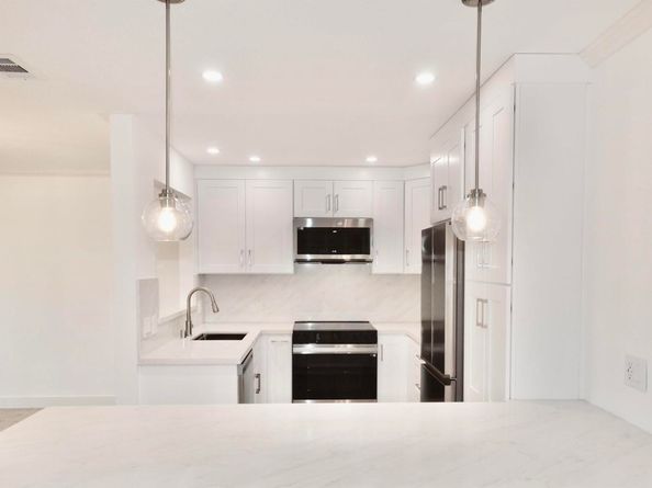 4033 Terra Granada Dr 5C, Walnut Creek CA 94595