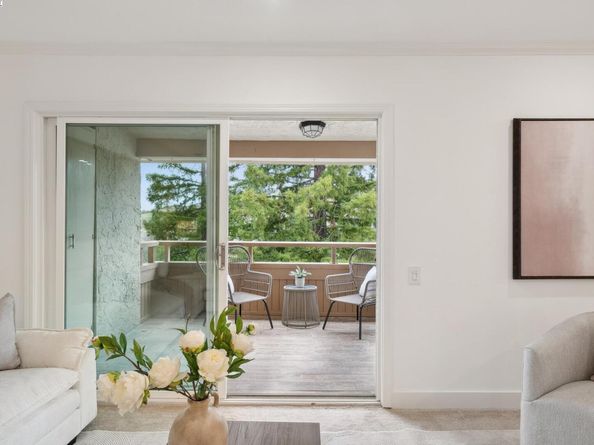 4033 Terra Granada Dr 5C, Walnut Creek CA 94595