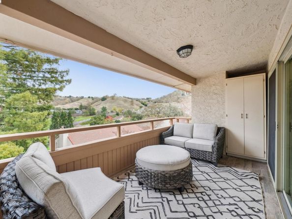 4033 Terra Granada Dr 5C, Walnut Creek CA 94595