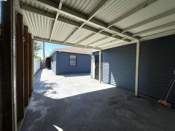 6600 Lucille St, Oakland CA 94621
