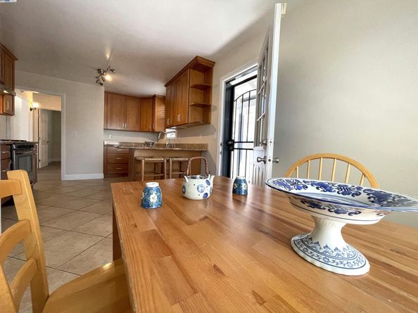 6600 Lucille St, Oakland CA 94621