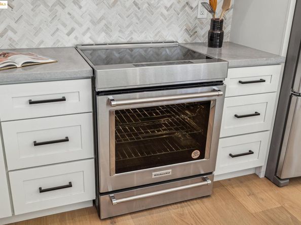 2310 Eighth St, Berkeley CA 94710