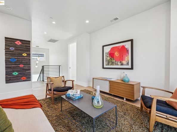 2310 Eighth St, Berkeley CA 94710