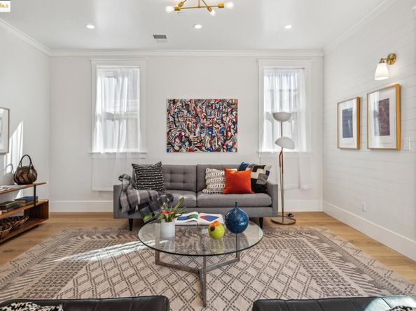 2310 Eighth St, Berkeley CA 94710