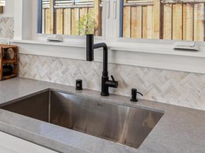 2310 Eighth St, Berkeley CA 94710