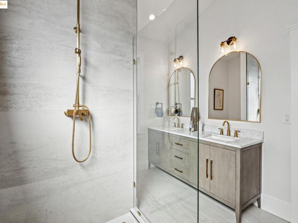 2310 Eighth St, Berkeley CA 94710