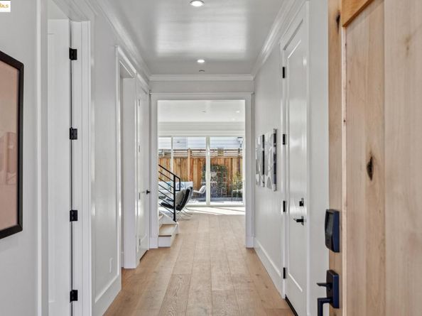 2310 Eighth St, Berkeley CA 94710