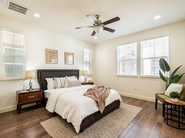 3135 Vittoria Loop, Dublin CA 94568