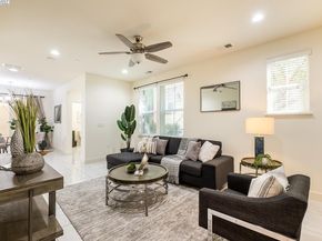 3135 Vittoria Loop, Dublin CA 94568