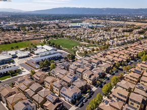 3135 Vittoria Loop, Dublin CA 94568