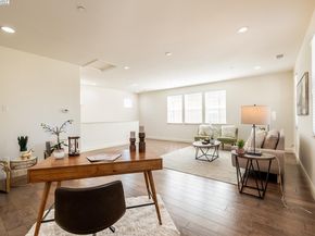 3135 Vittoria Loop, Dublin CA 94568