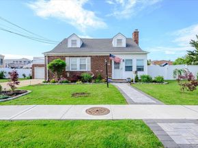 48 W 3rd Street, Freeport NY 11520