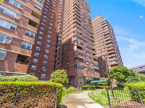 473 Fdr Drive K1404, New York (Manhattan) NY 10002
