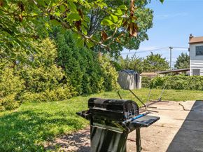 23 3rd Avenue, Farmingdale NY 11735
