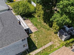 23 3rd Avenue, Farmingdale NY 11735