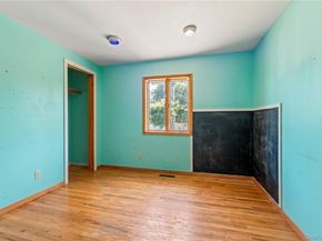 23 3rd Avenue, Farmingdale NY 11735