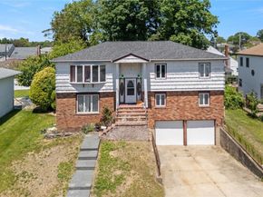 23 3rd Avenue, Farmingdale NY 11735