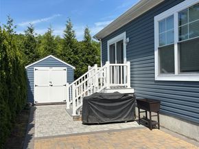 1661 Old Country Road 563, Riverhead NY 11901