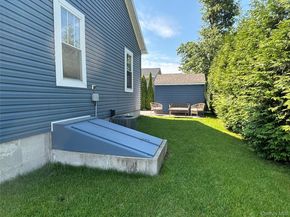 1661 Old Country Road 563, Riverhead NY 11901