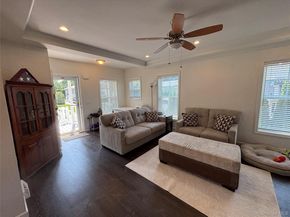 1661 Old Country Road 563, Riverhead NY 11901