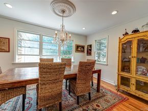 253 Melbury Road, Babylon NY 11702