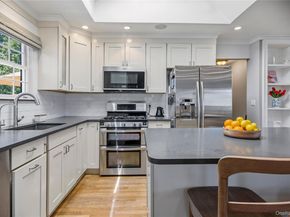 190 Sexton Road, West Babylon NY 11704