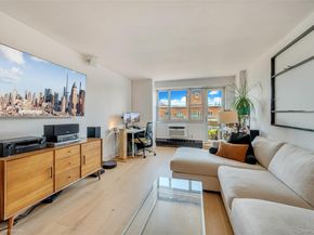 52-30 39th Drive 12L, Woodside NY 11377