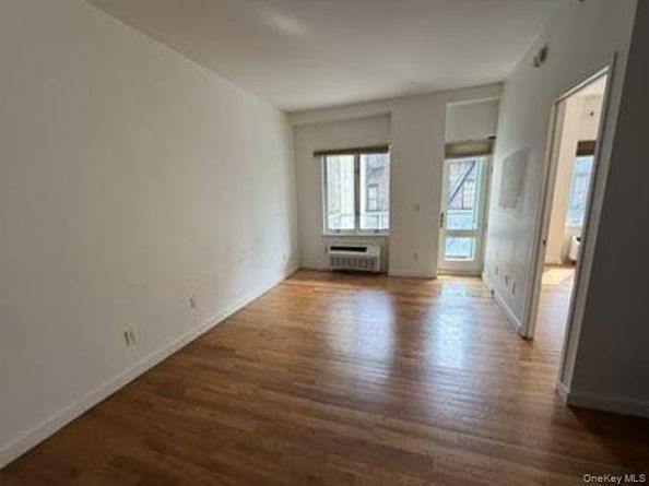 330 E 109th Street 5A, New York (Manhattan) NY 10029