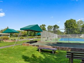 51 Jefferson Oval E, Yorktown Heights NY 10598