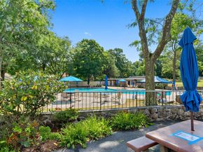 51 Jefferson Oval E, Yorktown Heights NY 10598